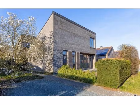 huis te koop in vosselaar met 5 slaapkamers