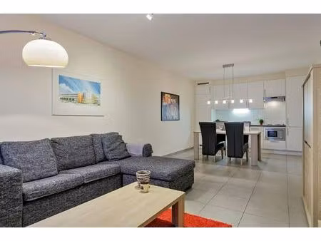 appartement à louer à rue léopold lenders saint-josse-ten-noode (vbe51982)