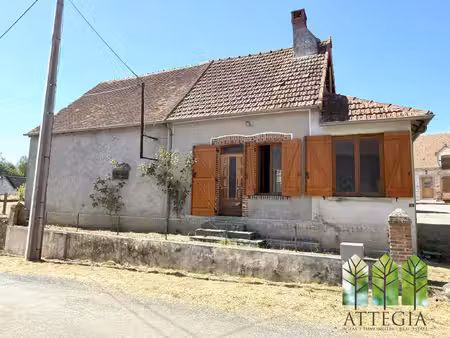 un assainissement récent  2 pompes à chaleur  une grange  un j
