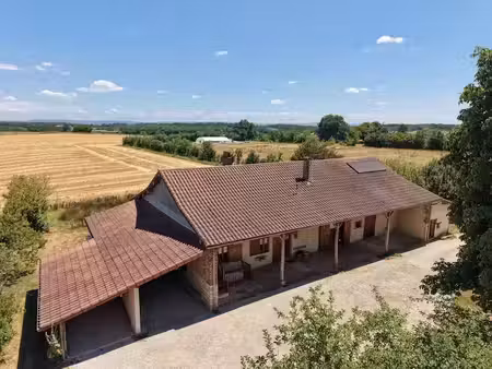 vente maison 5 pièces 163 m² à mantenay-montlin (01560)  269 000 €