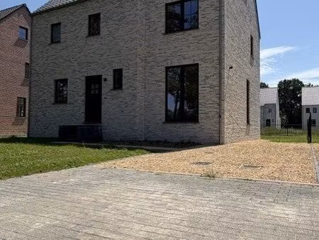 huis te koop in tessenderlo met 5 slaapkamers