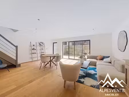 vente maison 5 pièces 90 m² à le biot (74430)  370 000 €