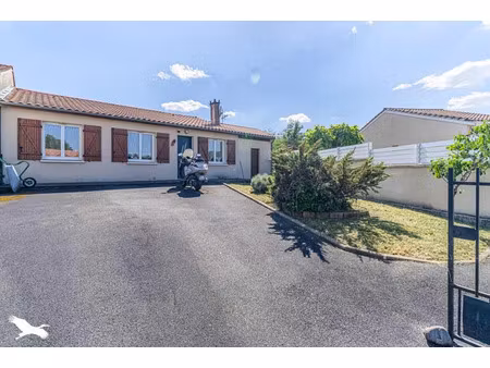 vente maison 4 pièces 84 m² à villenave-d'ornon (33140)  276 120 €
