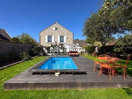 maison de luxe de 4 chambres en vente à nandy  france