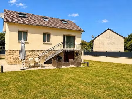 maison de 105 m² à bornel