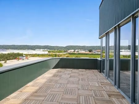 vente bureaux 100 m² à 685 m²