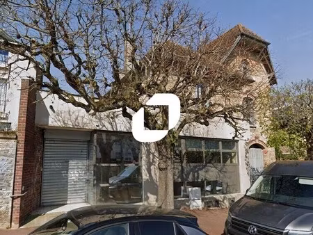 vente commerce 250 m²