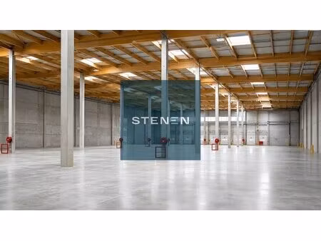 location local d’activités fuveau 13710 6393m²