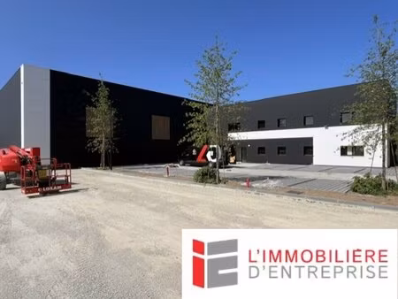 location local d’activités vannes 56000 1430m²