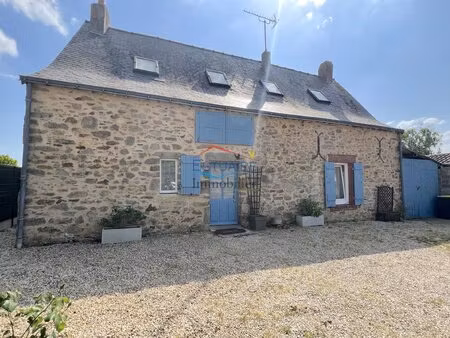 maison en pierres  4 chambres  sur terrain de 900 m2