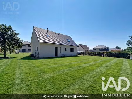 maison à arelaune-en-seine (76940)
