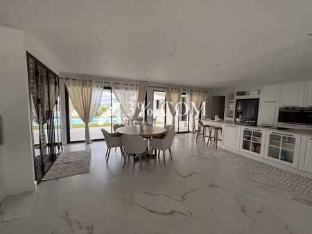vente villa 6 pièces 185 m² à trignac (44570)  580 000 €