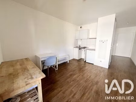 appartement à villeneuve-la-garenne (92390)
