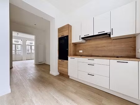 triplex à vendre à chaussée de jette 677 jette (vbe51649)