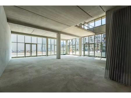 vente locaux professionnels 0 pièces 234.09 m² à chambery (73000)  509 600 €