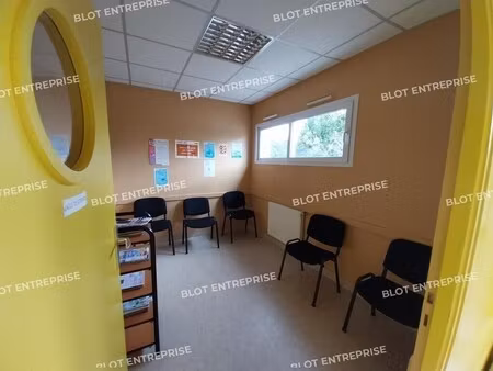 location bureaux 115 m²