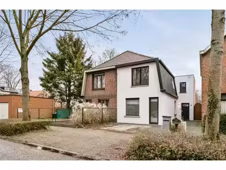 huis te huur in brasschaat met 3 slaapkamers