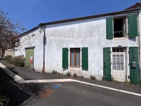 vente maison 3 pièces 98 m² à thairé (17290)  107 000 €