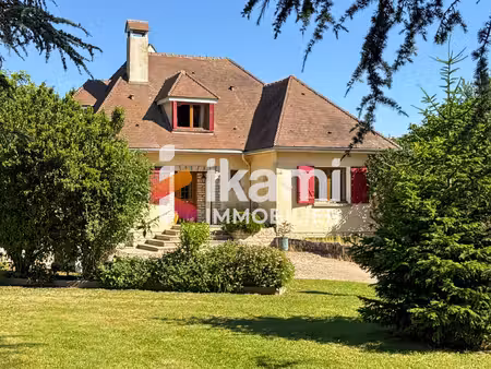 maison 6 pièces de 135 m2 à cheroy 89690