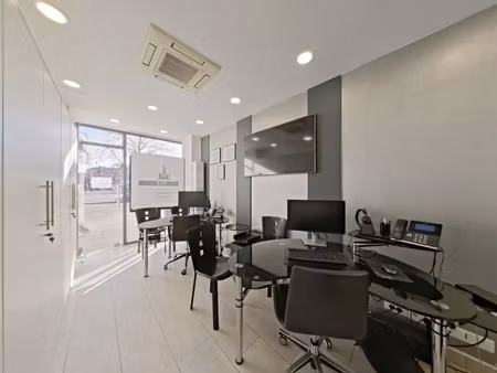 location commerce 14 m² à paris 11 (75011)