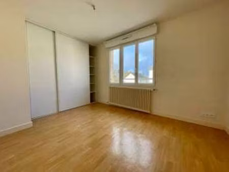 vente maison à saint-prouant (85110) : à vendre / 75m² saint-prouant