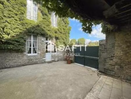 vente maison à condé-en-normandie (14110) : à vendre / 351m² condé-en-normandie