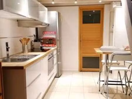 location appartement t1 meublé à champagne-au-mont-d'or (69410) : à louer t1 meublé / 35m²