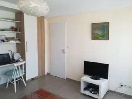 location appartement 2 pièces meublé à chamalières (63400) : à louer 2 pièces meublé / 26m