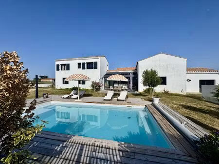 noiroutier-en-l'ile - ensemble immobilier à 1km de la plage de