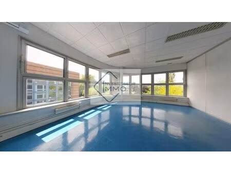 vente bureaux 100 m² à 192 m²