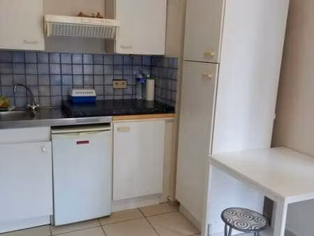 kot (chambre d'étudiant)