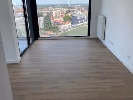 location appartement 2 pièces 47 m² à lille (59000)