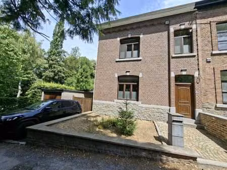 maison 3 façades avec jardin à tilff