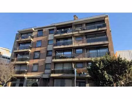 spacieux appartement 2 chambres ( +/- 107 m²) + terrasse sud