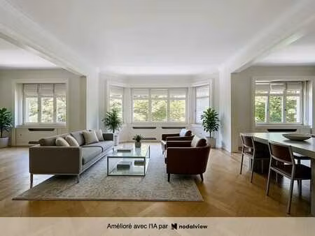 bois de la cambre - louise- appartement rénové- garages