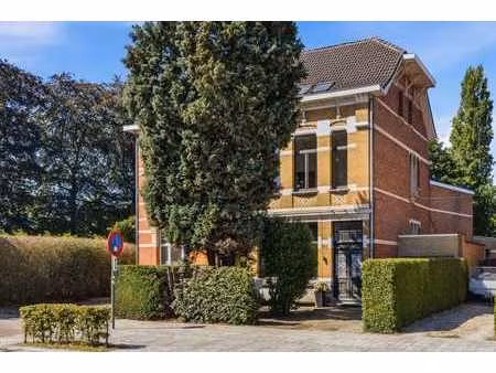 maison de maître au coeur d'edegem