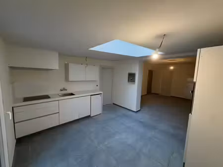 appartement entièrement rénové - centre-ville de courtrai