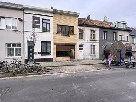 maison à rénover dans un endroit calme à ledeberg