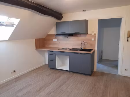 location appartement 2 pièces 33.54 m² à provins (77160)  656 €