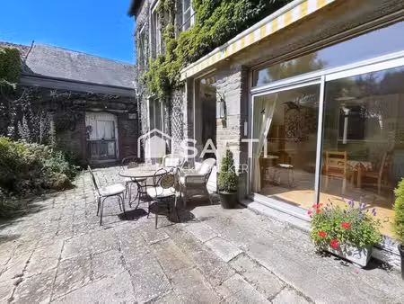 grande maison avec local indépendant