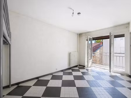 vente appartement 1 pièce 23 m² lyon 8 (69008)