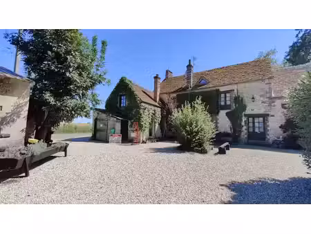 vente maison 8 pièces 269 m² à saint-hilliers (77160)  1 050 000 €