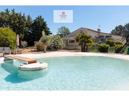 vente maison 7 pièces 181 m² à tourrettes (83440)  695 000 €