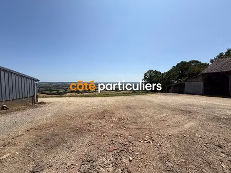 corps de ferme agricole avec 7 753 m² à 5mn de saint-amand montrond