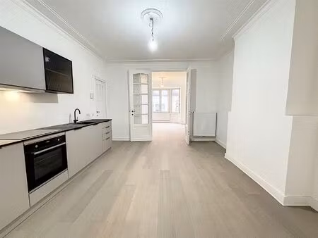 immeuble mixte à vendre avec terrasse et 10 chambres   uccle (vbe51646)