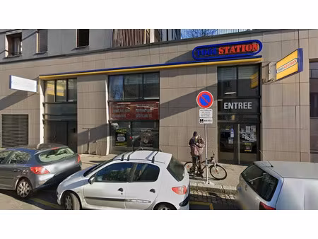 location commerce 307 m² à lyon 8 (69008)