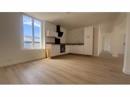 vente maison 3 pièces 330 m² à lisieux (14100)  880 000 €