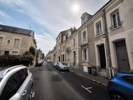 maison de caractère de 121 m2 à 100 mètres du jardin des pré