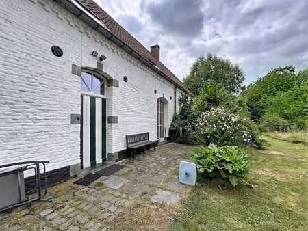 charmante dépendance de ferme  jardin  vue campagne 3ch.2sdb