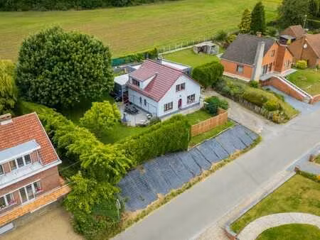villa familiale 4ch - 11 ares - garage/atelier 71m²